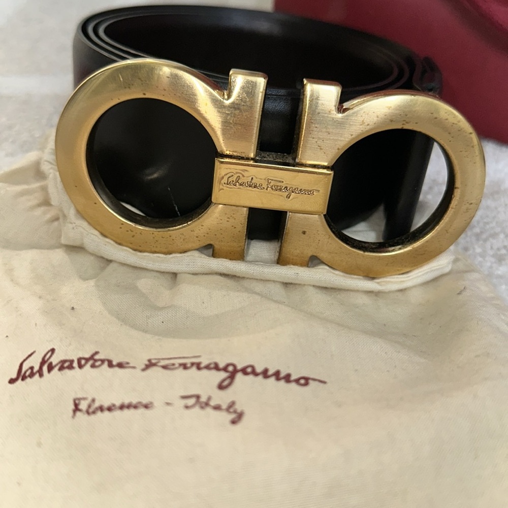 Men’s Salvatore Ferragamo Reversible Calfskin Belt - Picture 2 of 5